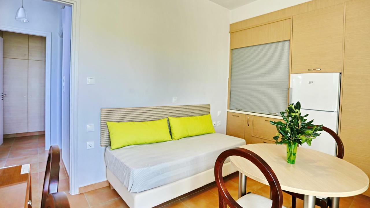 Erodios Hotel Karystos  Exteriör bild