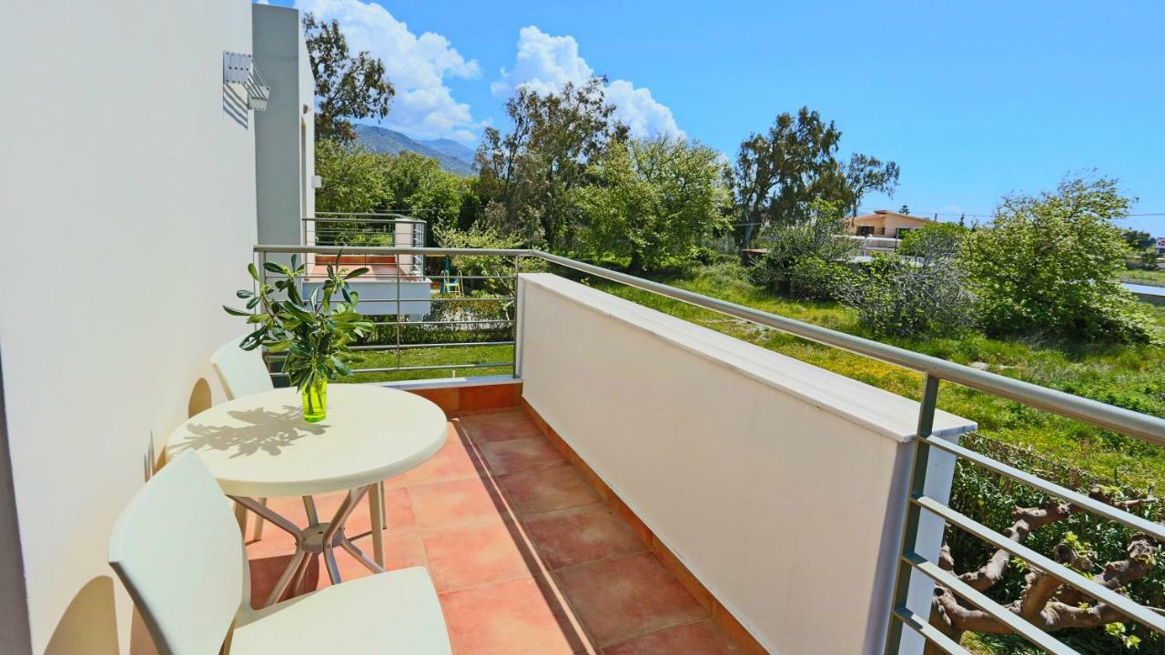 Erodios Hotel Karystos  Exteriör bild