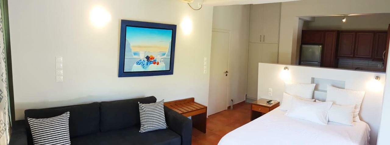 Erodios Hotel Karystos  Exteriör bild